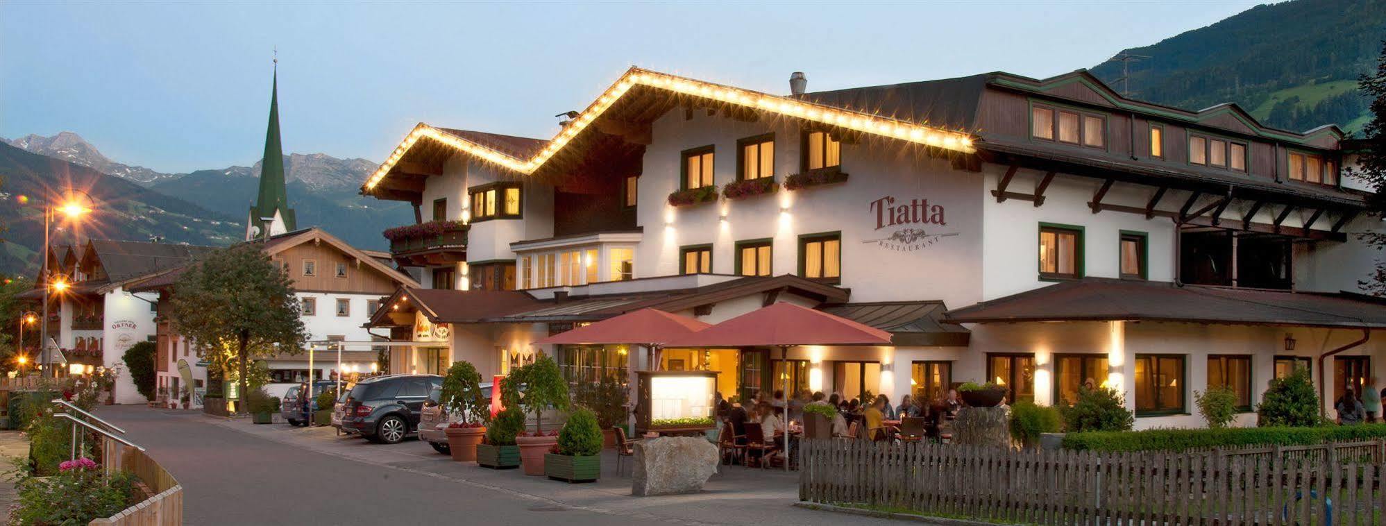 Hotel Tipotsch Stumm Extérieur photo
